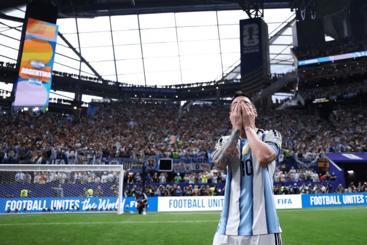 Bersiap Tanpa Lionel Messi, Argentina Belum Putuskan Pemain No.10 yang Baru