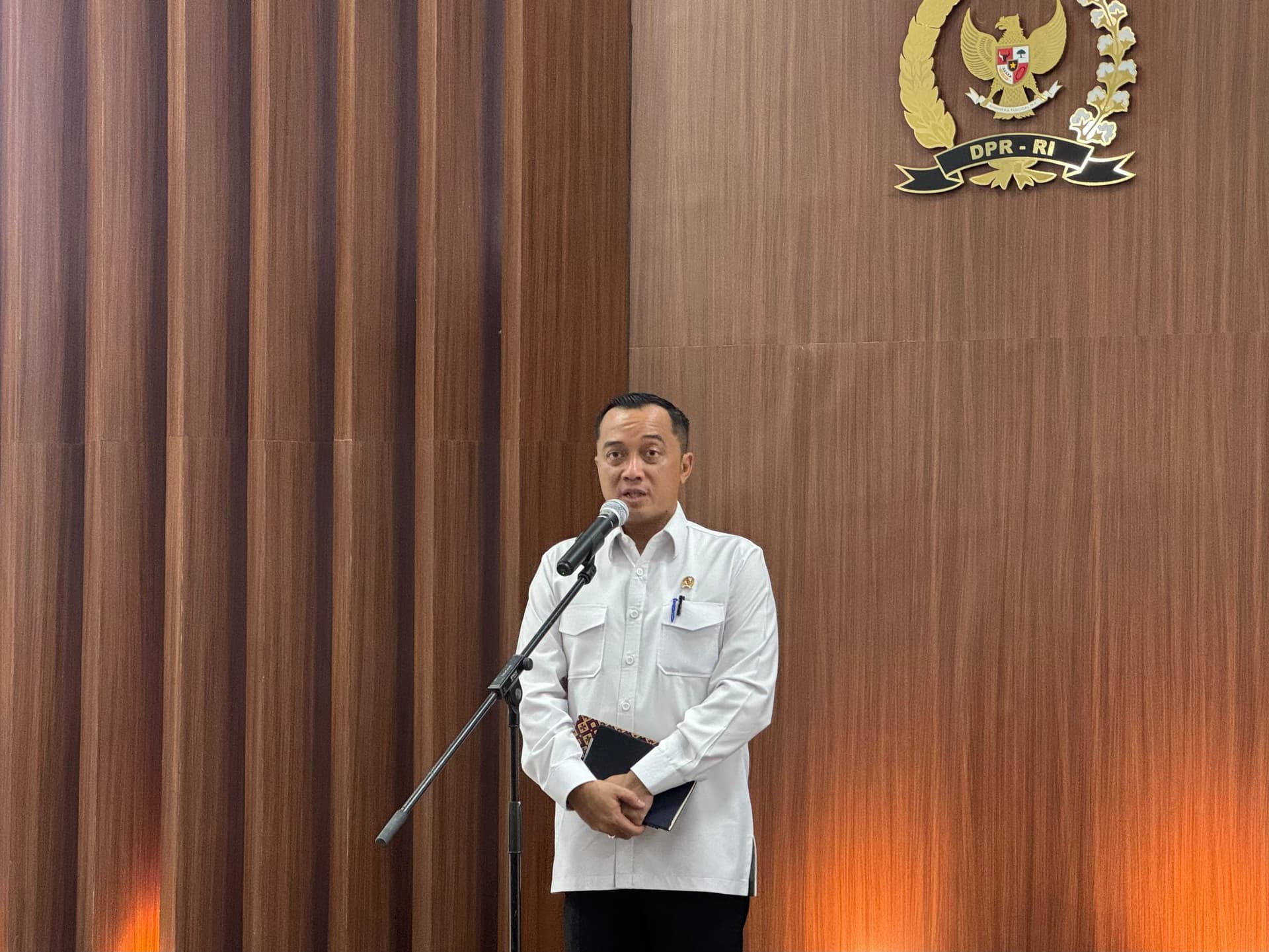 Mensesneg: Pemerintah dan DPR Sepakat Guru PPPK Dialihkan Jadi Pegawai Pemerintah Pusat 
