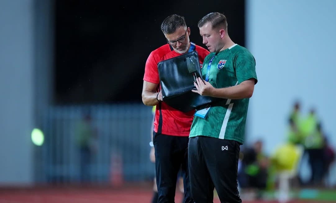 Pelatih Thailand Anthony Hudson Ingin Ambil Gelar Piala AFF Dari Vietnam