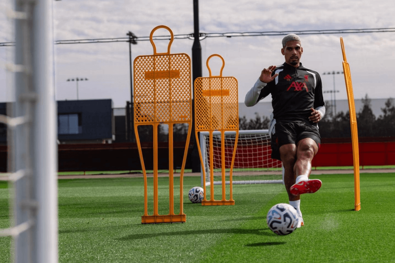 Dipinjam Liverpool Dari Barcelona, Ronald Araujo Wajib Dibeli Rp1,13 Triliun 