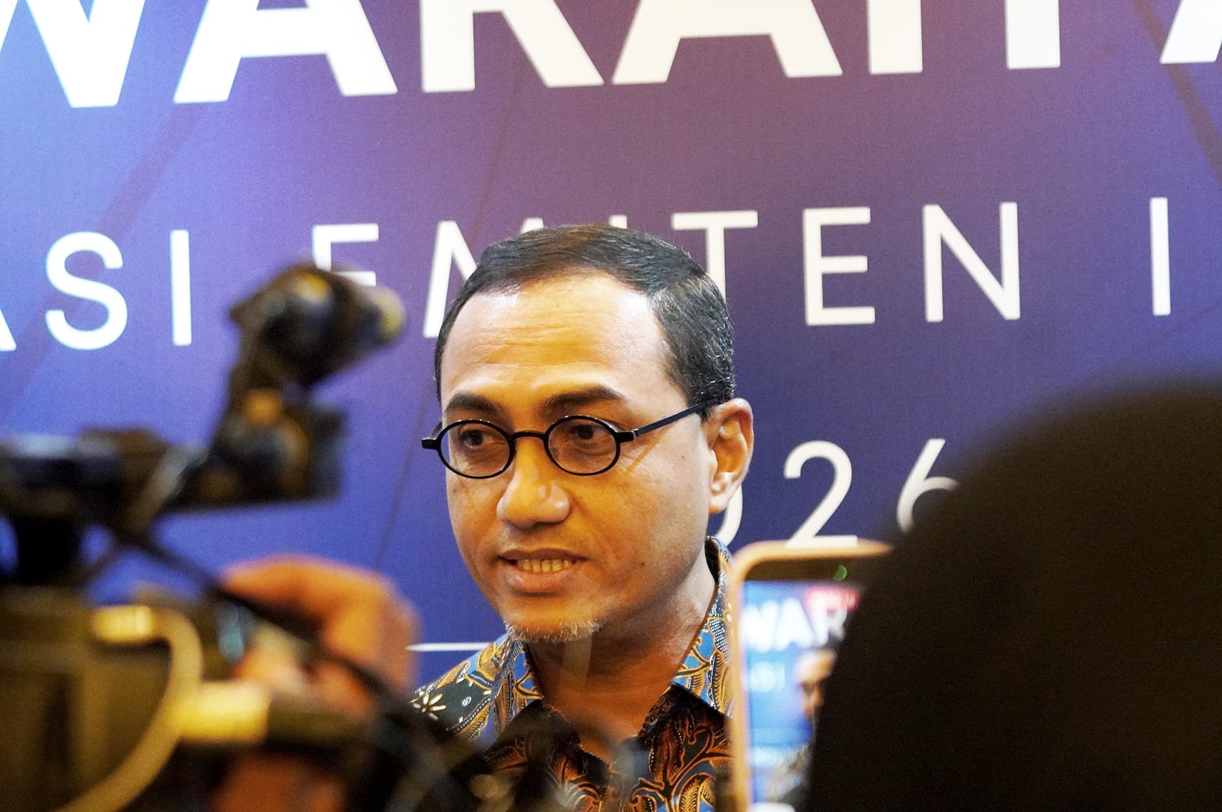 OJK Siapkan Batas Kepemilikan Saham BEI, Danantara hingga BI Bisa Jadi Pemegang Saham