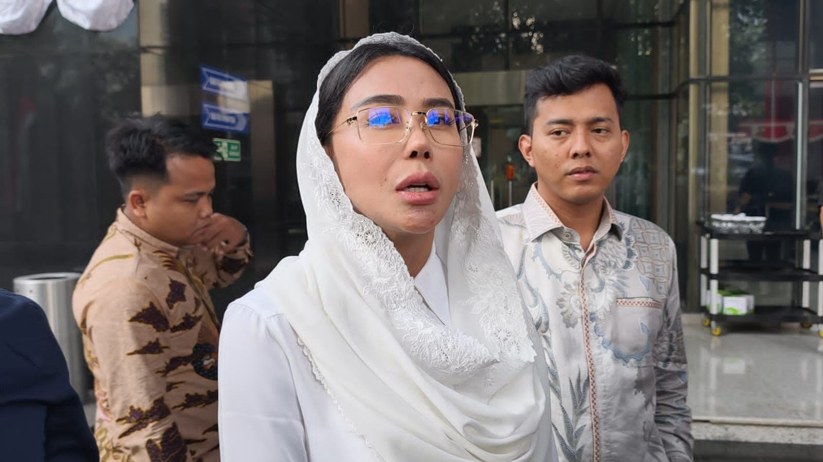 Diperiksa KPK, Anggota DPRD DKI Bebizie Jelaskan soal Job Nyanyi di Kaltim 