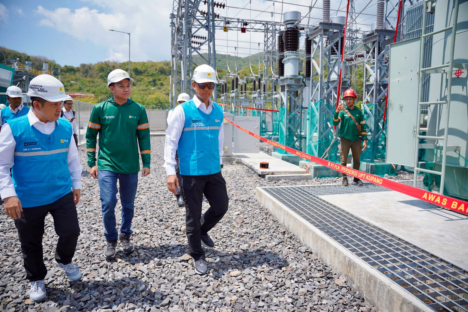Jelang HUT Kemerdekaan RI, PLN Pulihkan Sebagian Besar Kelistrikan Flores Pascabencana