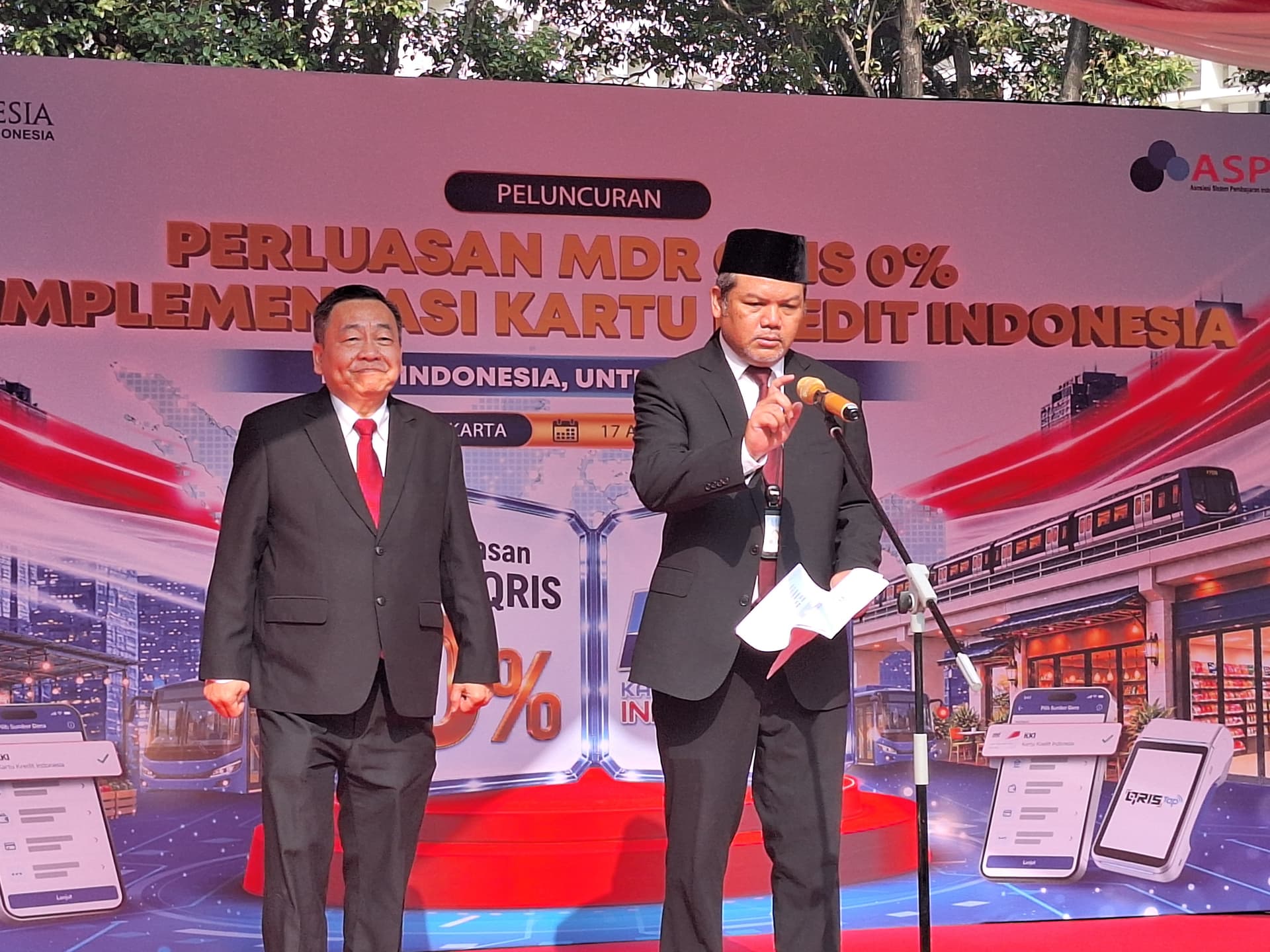  BI Luncurkan Kartu Kredit Indonesia Segmen Ritel