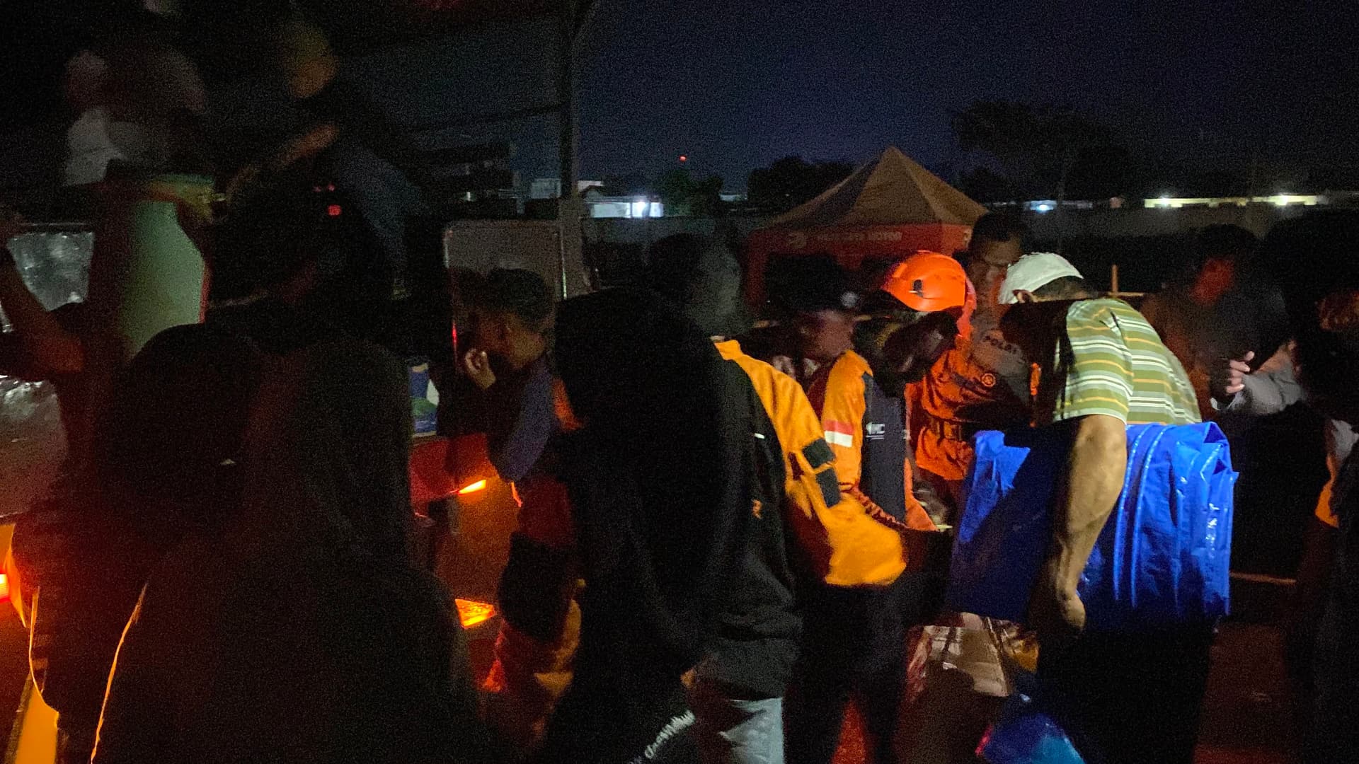 BNPB Salurkan 398 Ton Bantuan untuk Korban Gempa NTT, Sebut 59.647 Warga Mengungsi