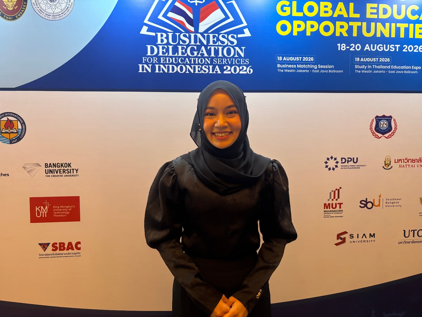 Thailand Rayu Mahasiswa Indonesia Kuliah di Negeri Gajah Putih, Tawarkan Ini!