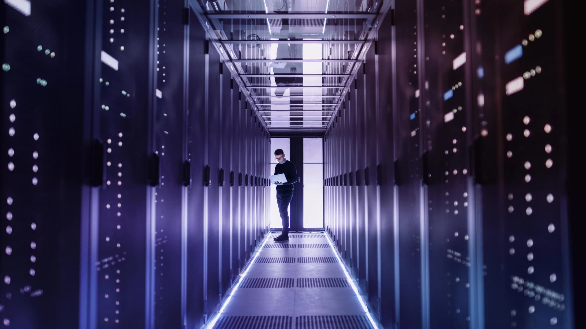 Mirae Asset Bets on Infrastructure Suppliers Over Operators in Indonesia’s $13B Data Center Boom