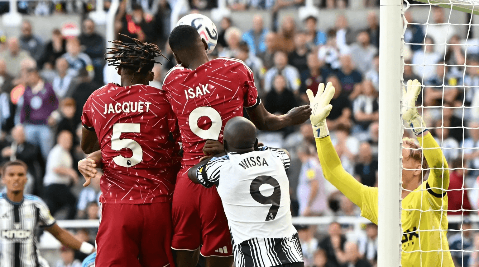 Ketat Hingga Akhir, Liverpool Terhindar dari Kekalahan di Kandang Newcastle United