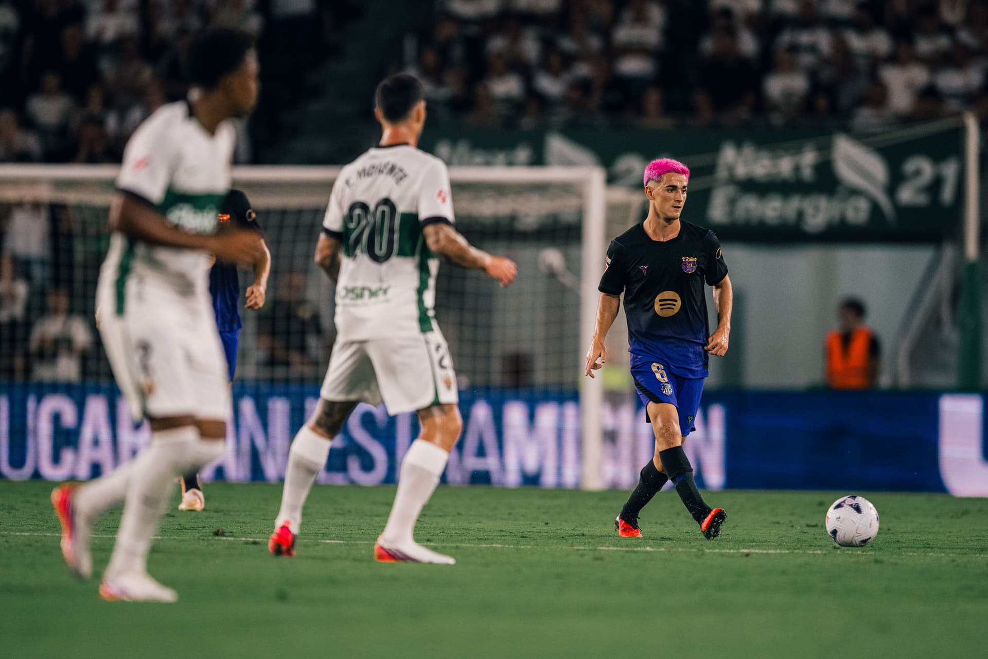 Pesta 5 Gol di Markas Elche, Hansi Flick Puas Start Sempurna Barcelona