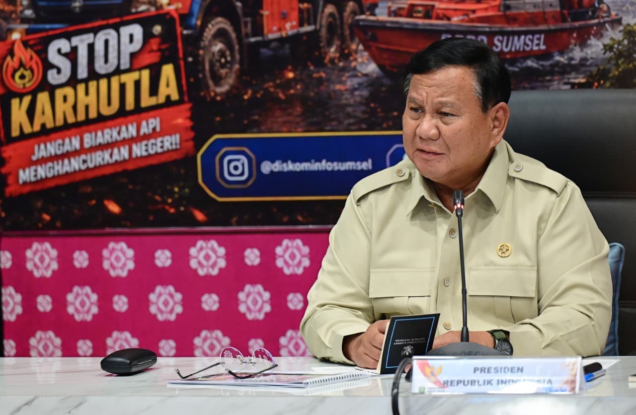 Prabowo Apresiasi Kerja Keras Petugas Tangani Karhutla Jambi dan Lampung