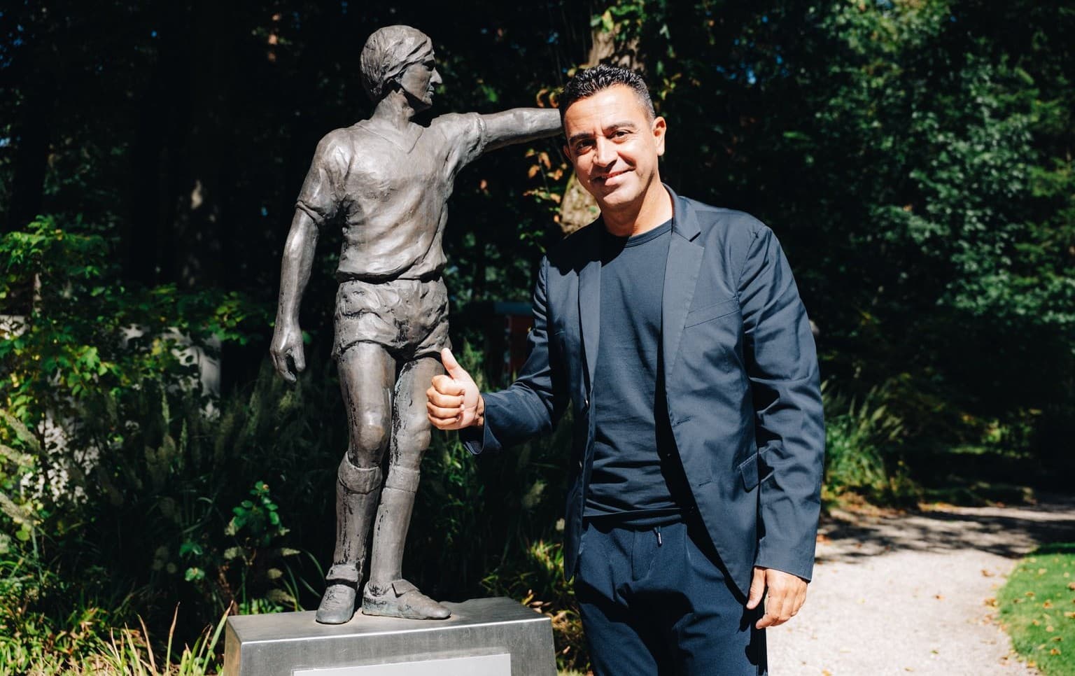 Bukan Patrick Kluivert, Xavi Hernandez Tunjuk Ruud van Nistelrooy Jadi Asisten Pelatih 