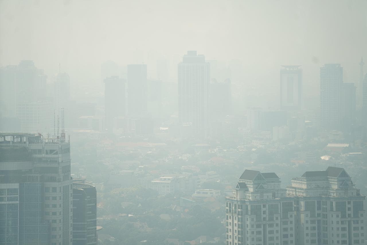 Jakarta Diselimuti Udara Tak Sehat
