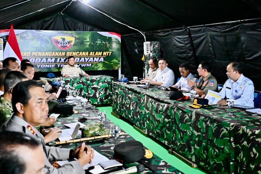 Bupati Nagekeo Beberkan Manfaat MBG di Depan Prabowo: Absensi Siswa 100% dan KDRT Berkurang