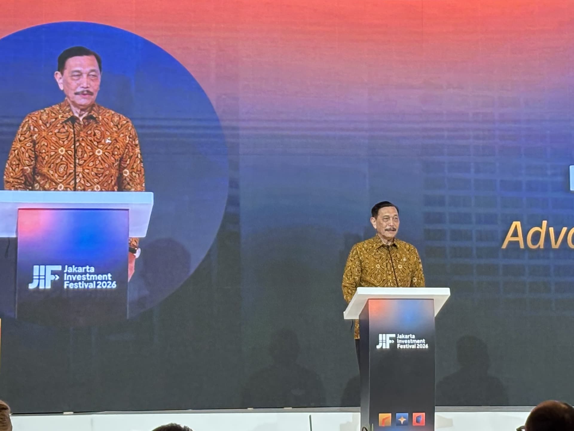 Luhut Sebut Pemanfaatan AI Bisa Hemat Belanja Pengadaan Pemerintah 20-30%