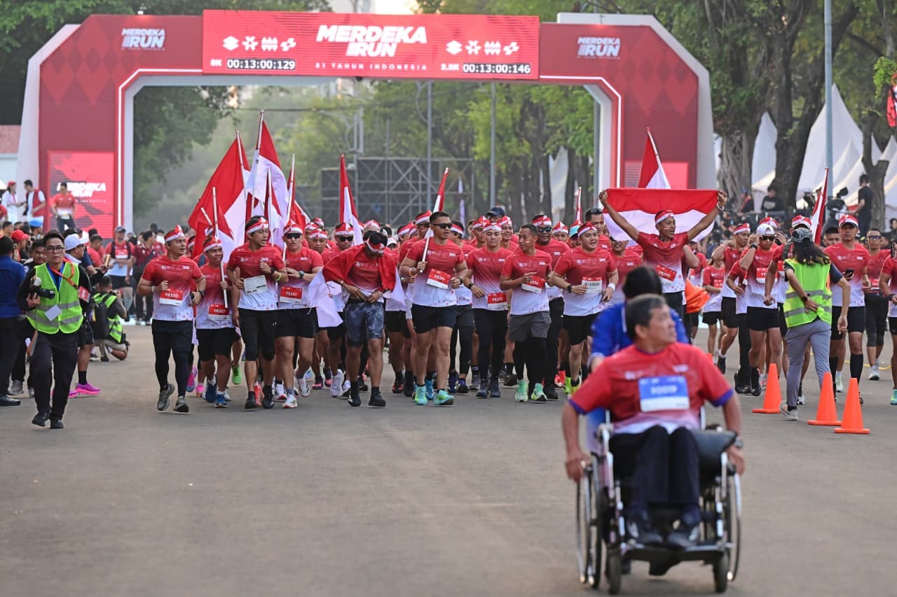 Dari Pelari Kursi Roda hingga Atlet Nasional, Semangat Berlari Bersama dalam ‘Merdeka Run 2026’