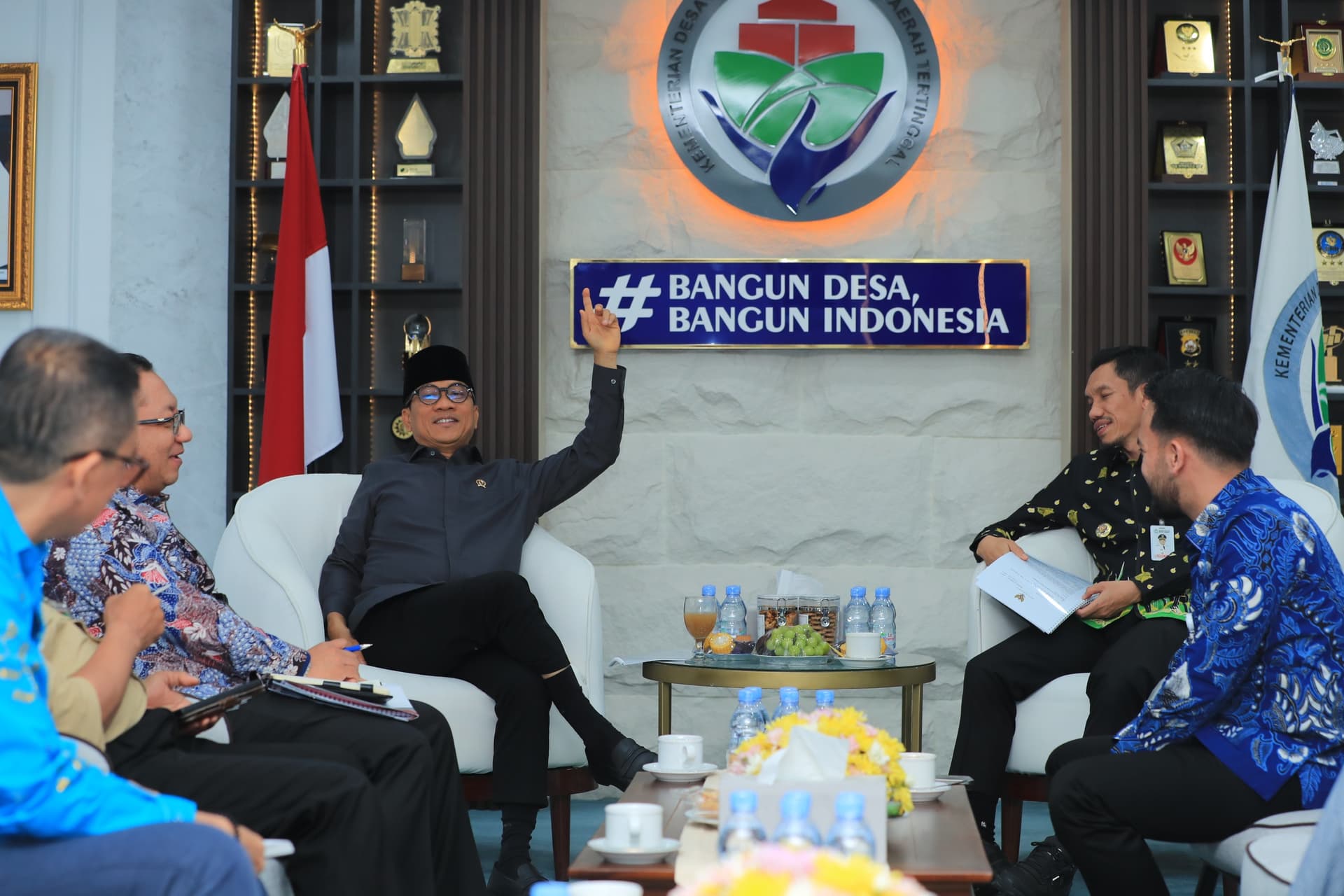 Mendes PDT Dorong Desa Jadi Sentra Pangan Tematik untuk Pasok Program Makan Bergizi Gratis