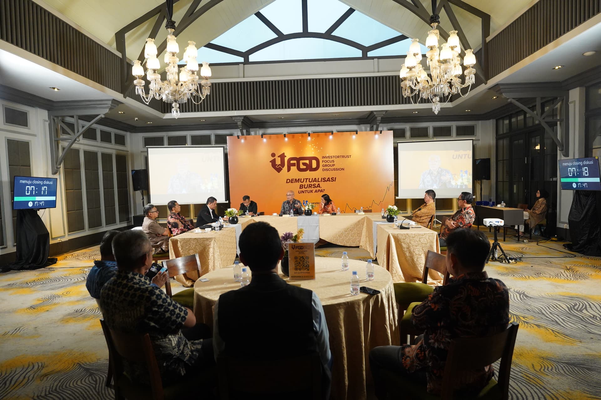 Demutualisasi Bursa Keniscayaan, Investor Strategis Mutlak