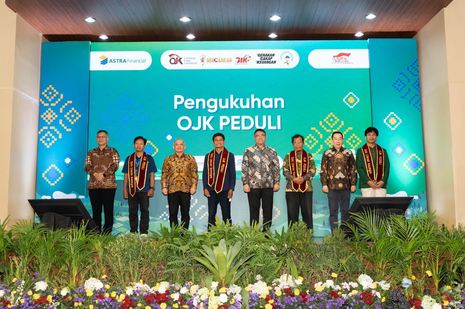 Pangkas Kesenjangan Literasi Keuangan, Astra Financial Kukuhkan 1.000 Duta OJK Peduli 