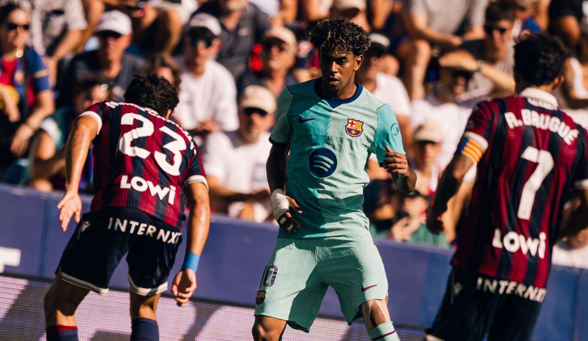 Lamine Yamal Borong Dua Gol, Barcelona Pertahankan Rekor 100% 