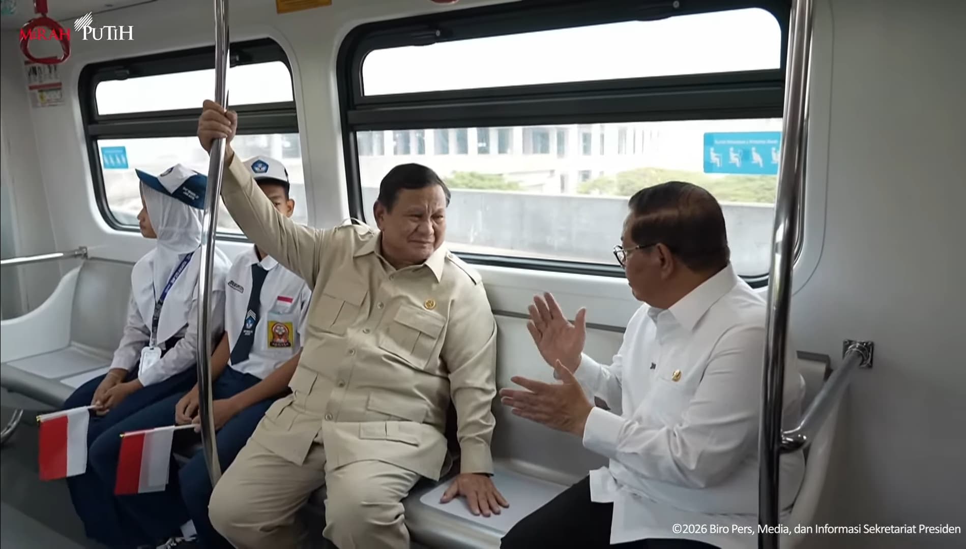 Prabowo Akui Pramono Anung Gubernur Hebat