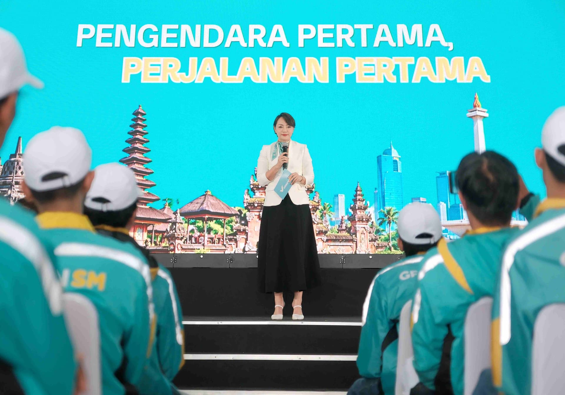 Green SM Rolls Out VinFast Electric Motorbikes in Jakarta for First Cross-Border Expansion