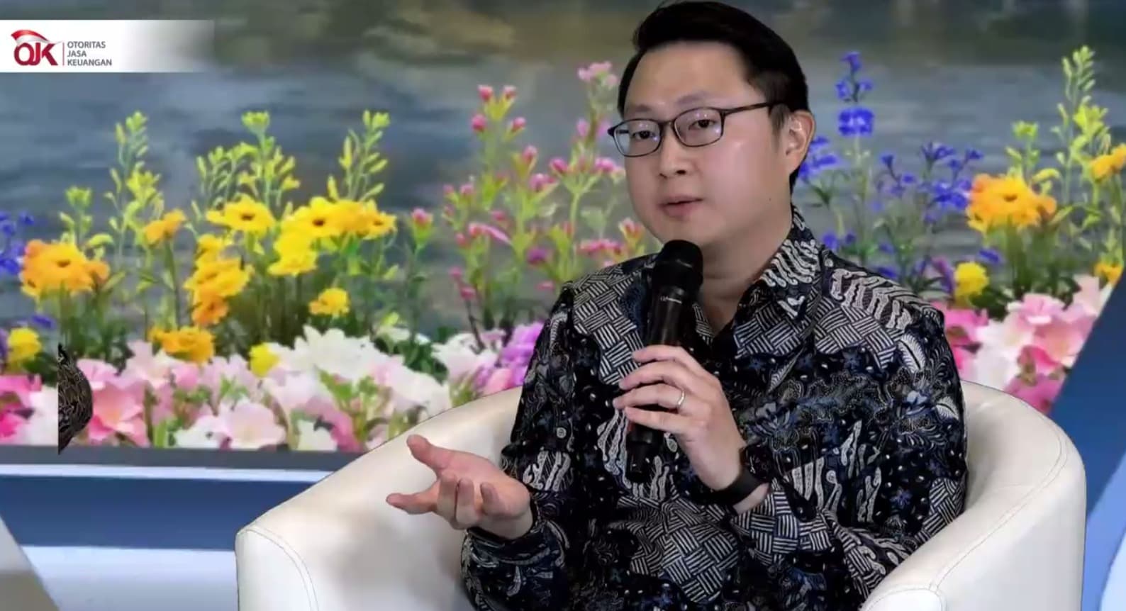 Pindar Tak Lagi Hanya Andalkan SLIK, Jejak Digital Jadi Bahan Credit Scoring 
