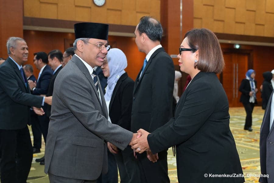 Menkeu Suahasil Beri Pesan Khusus untuk Ditjen Pajak dan Bea Cukai 