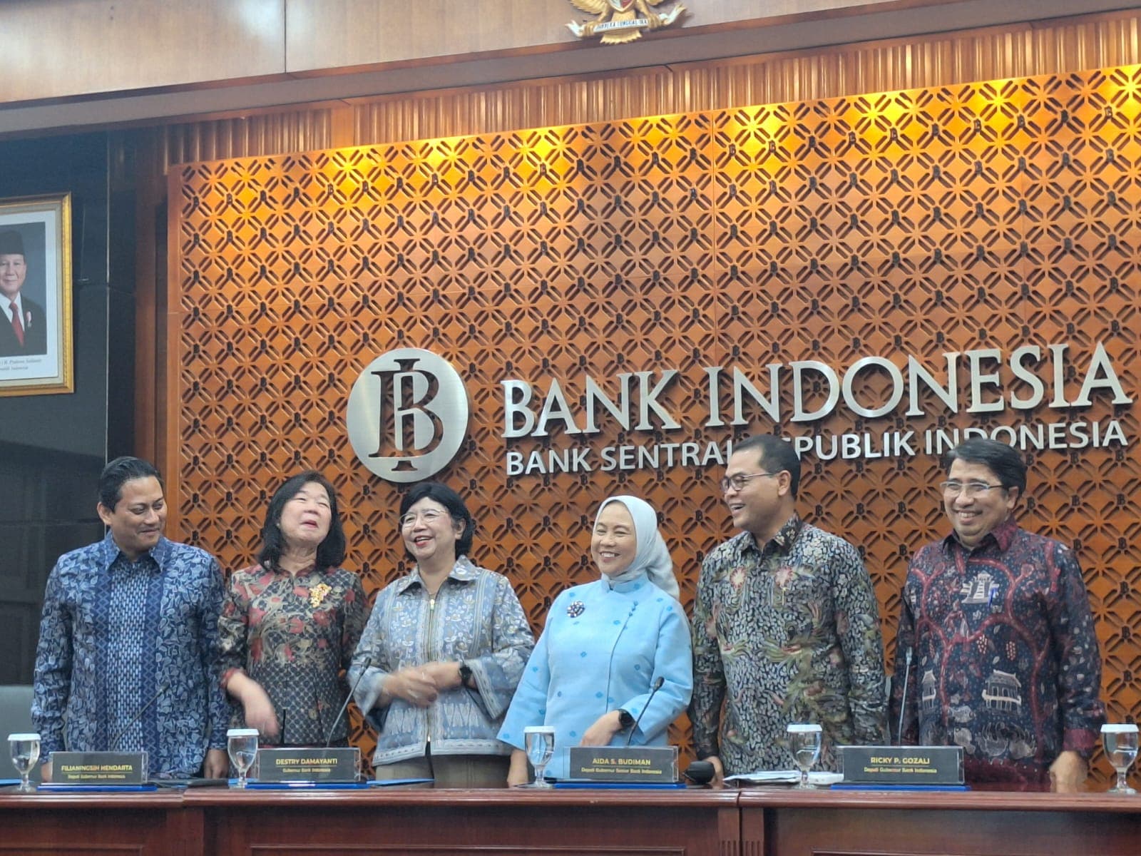 Tak Naikkan BI Rate, BI Fokus Inovasi Kebijakan untuk Jaga Stabilitas Rupiah