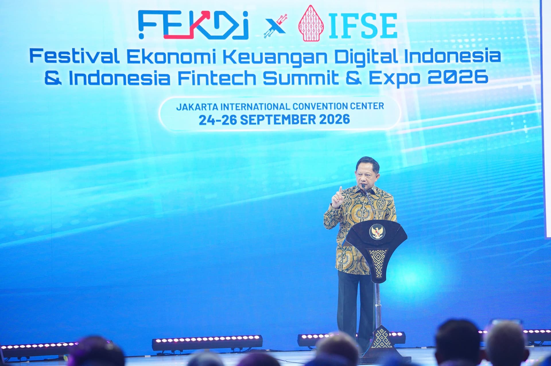 Mendagri Tito Minta Pemda Aktif Jaga Stabilitas Harga dan Inflasi