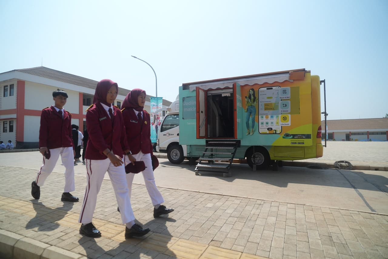 BNI Kenalkan Kebiasaan Menabung Sejak Dini kepada Siswa Sekolah Rakyat