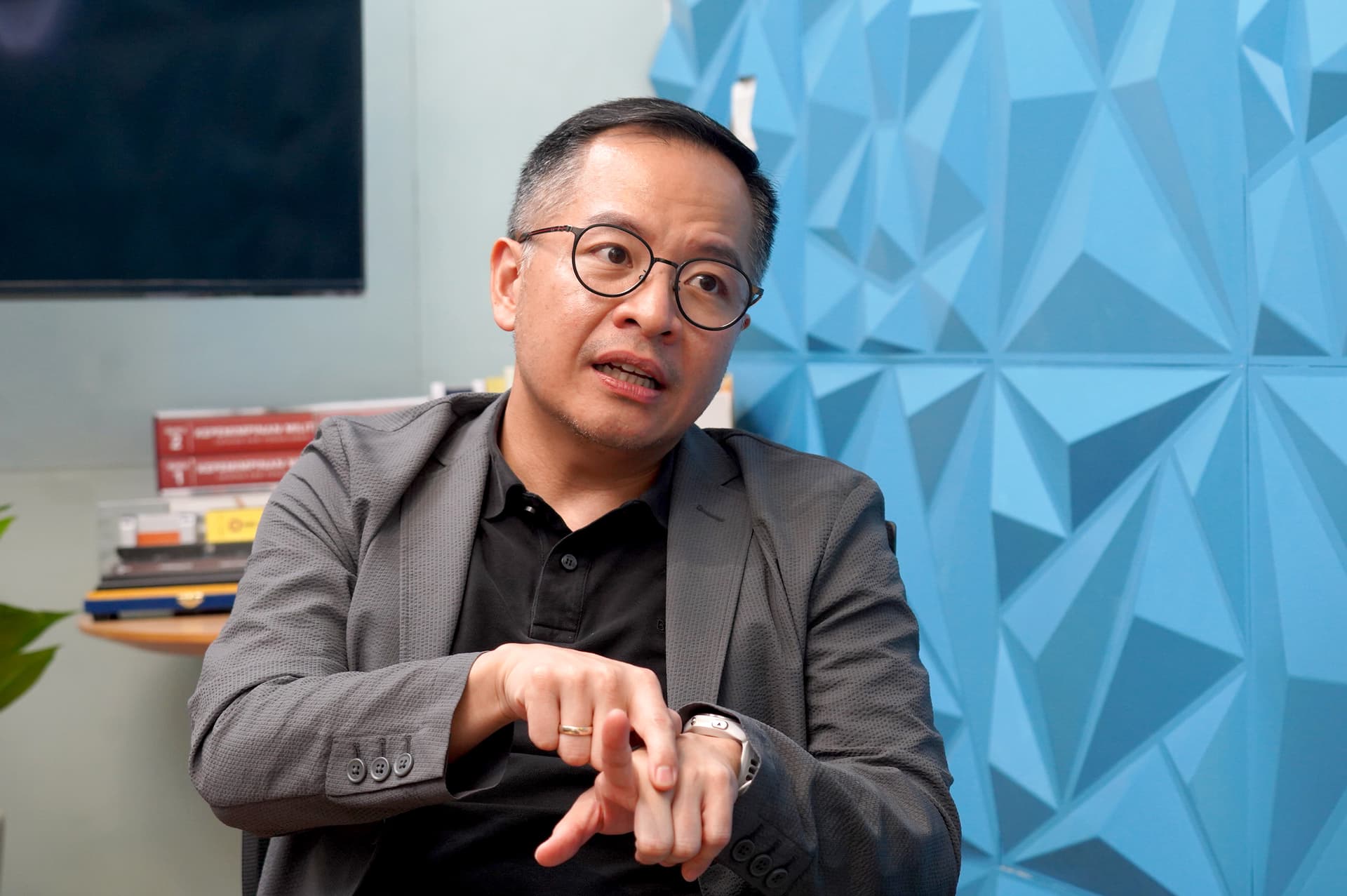 Dari Personal Banker hingga CEO BMoney, Intip Perjalanan Angganata Sebastian