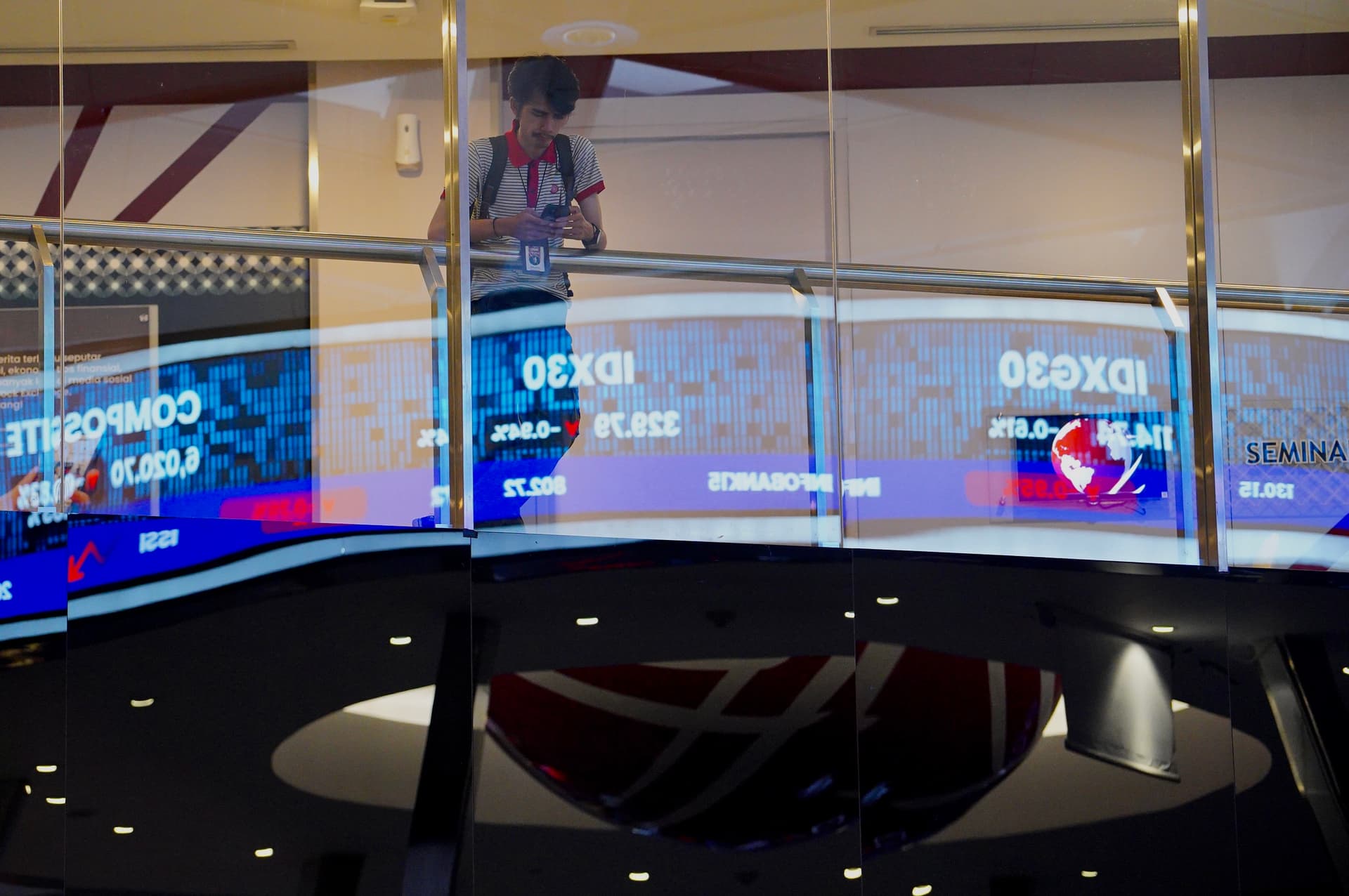  BEI Suspensi 4 Saham Hari Ini , Sebaliknya Saham ASLI, WAPO, dan IDEA Dibuka Kembali 