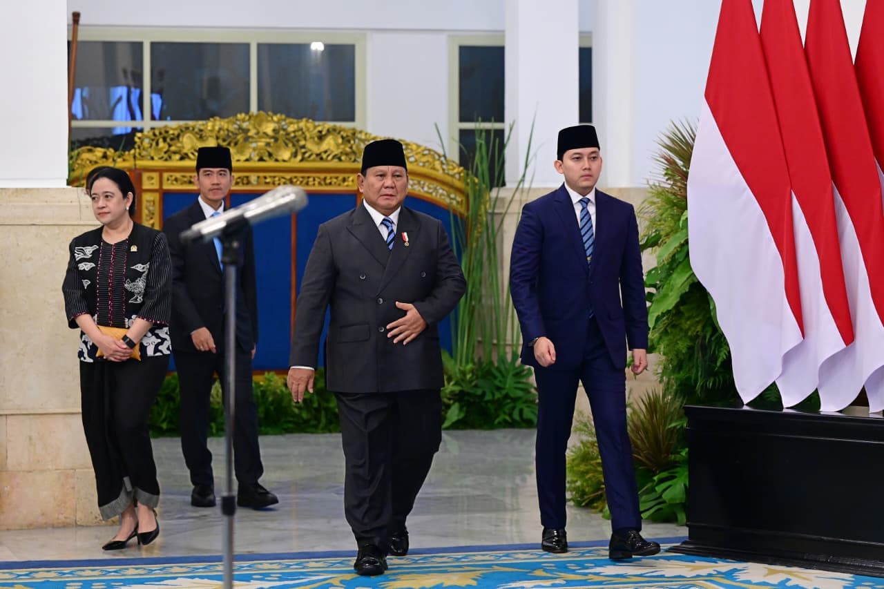 Prabowo Approval Rating Fractures Along Economic Fault Lines Ahead of Two-Year Mark