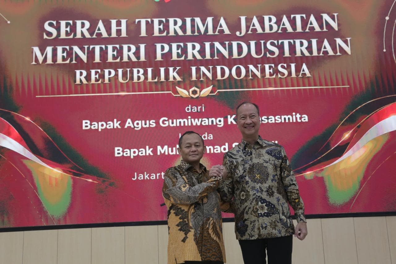 Sertijab Digelar, Sarmuji Sebut Agus Gumiwang Menteri Perindustrian Senior