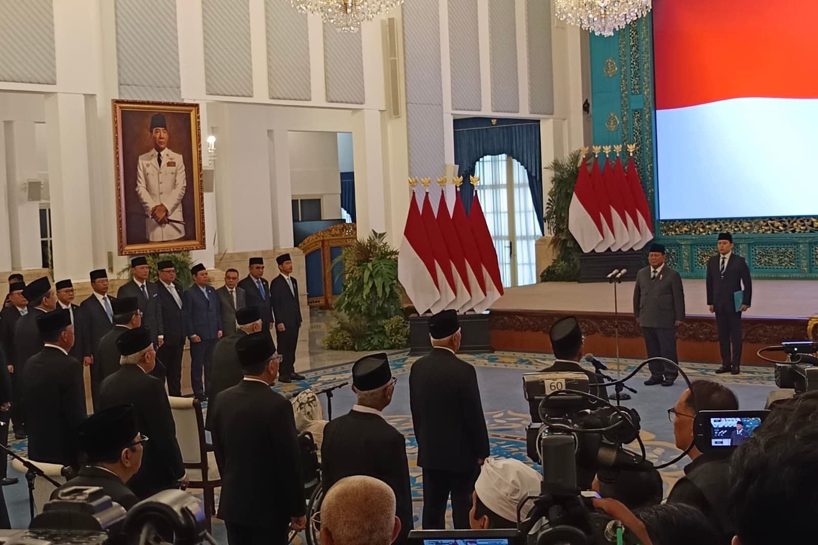 Daftar Jajaran Wantimpres yang Dilantik Prabowo: Rocky Gerung, Jusuf Hamka, hingga Anwar Usman