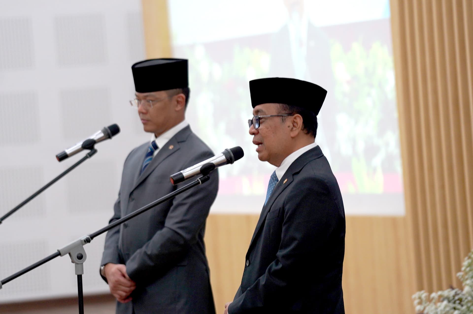 Jadi Ketua Wantimpres, Ini Pesan Pratikno ke Menko PMK Baru
