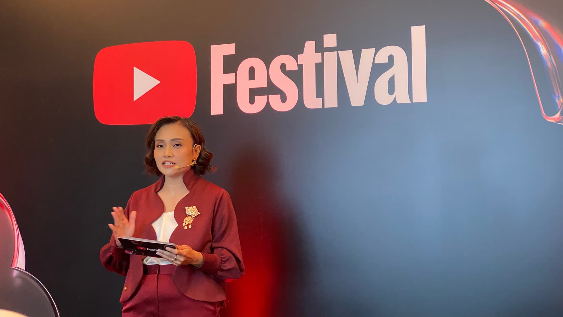 YouTube Bilang Kreator Harus Transparan Jika Gunakan AI di Medsos