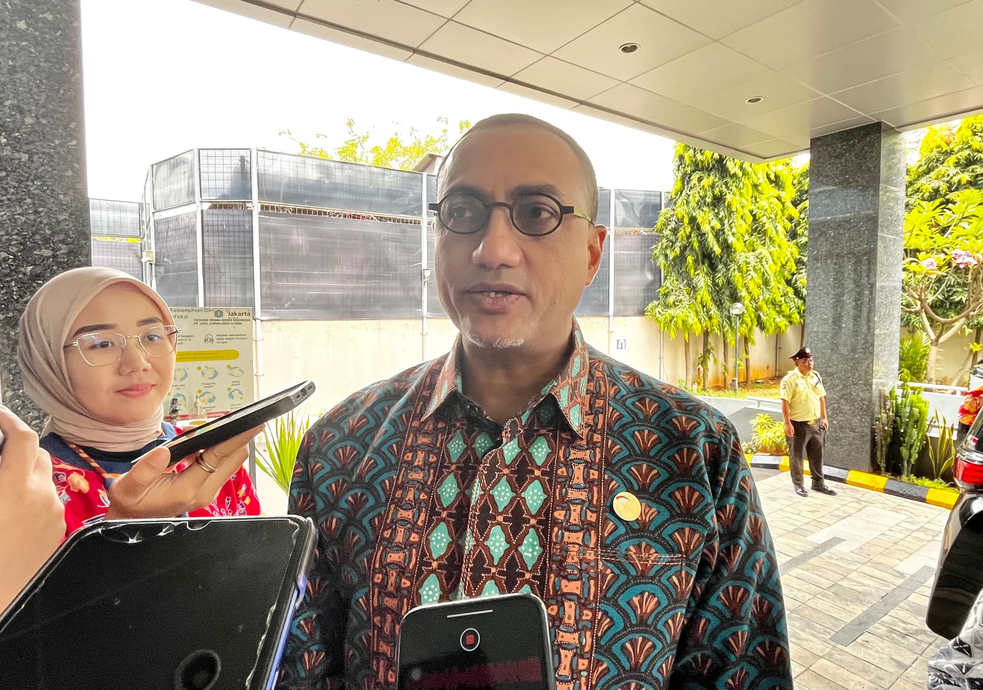 Danantara Mau Borong 10% Saham BEI, Ini Syarat dari OJK