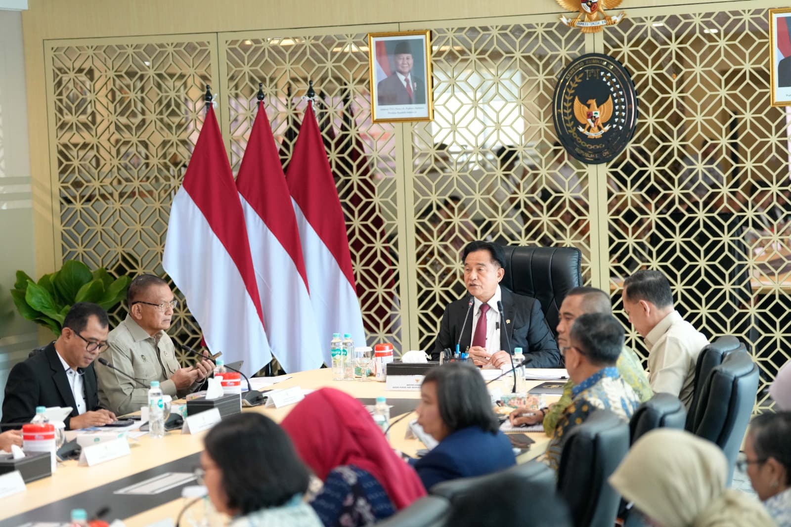 Menko Yusril Dorong Revisi UU Narkotika untuk Atasi Overcrowding Lapas   