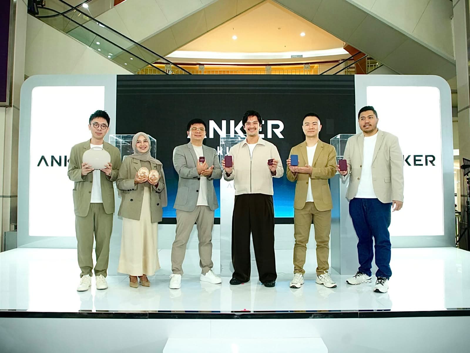 Rilis 3 Perangkat Baru, Anker Kenalkan MagGo Power Bank 2 Pro, AeroClip 2, hingga Pompa ASI Pintar