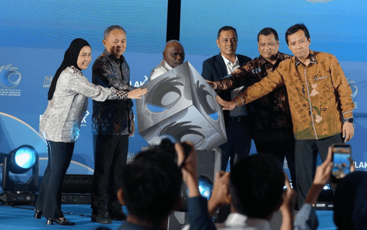 Menteri HAM Natalius Pigai Tegaskan Pembangunan Harus Dirasakan Rakyat