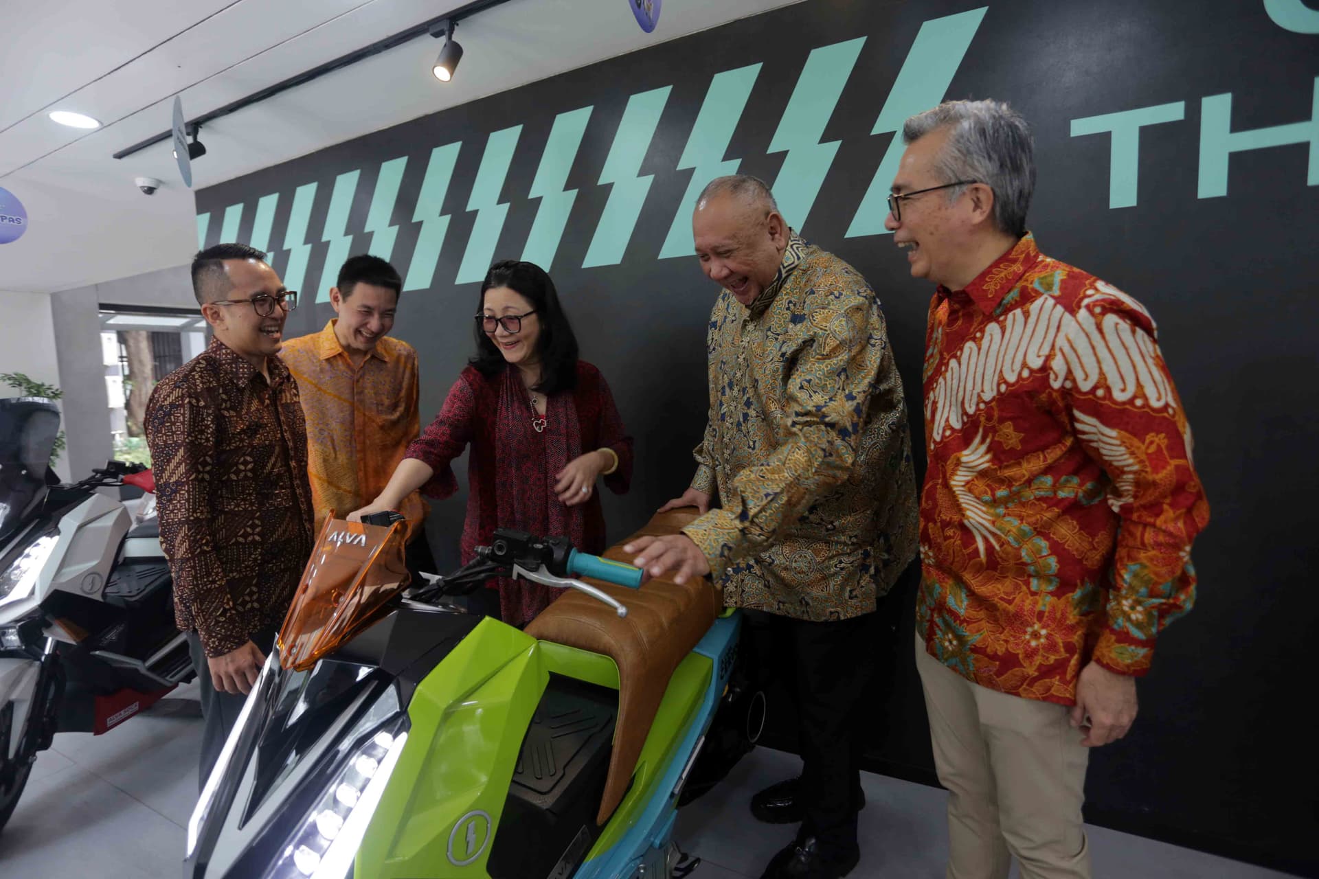 Standard Chartered Tingkatkan Fasilitas Pembiayaan untuk ALVA