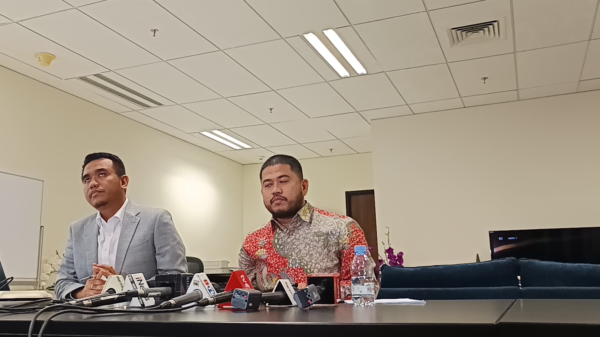 Denny Indrayana Cabut Gugatan, Kubu Gibran Minta Hakim PTUN Lanjutkan Sidang Suket