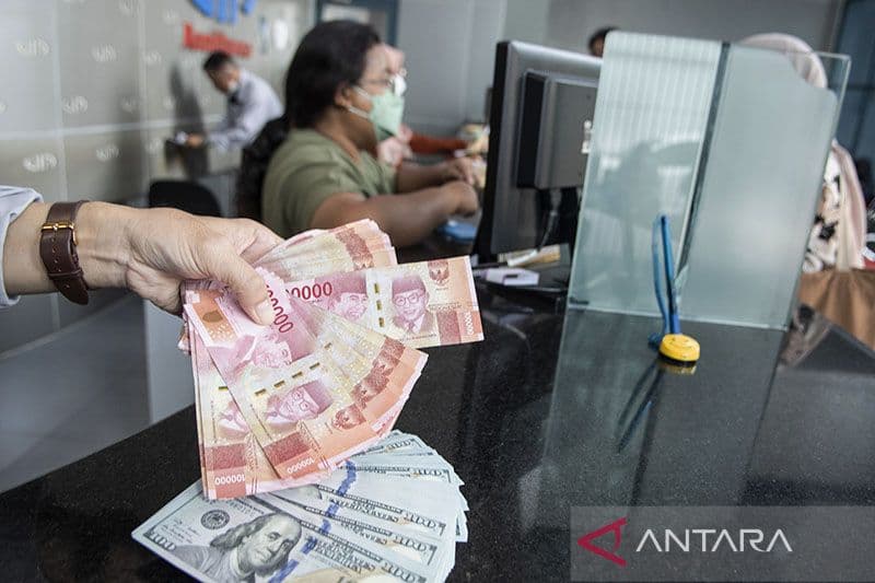 Rupiah Terpantau Melemah Terhadap Dolar AS