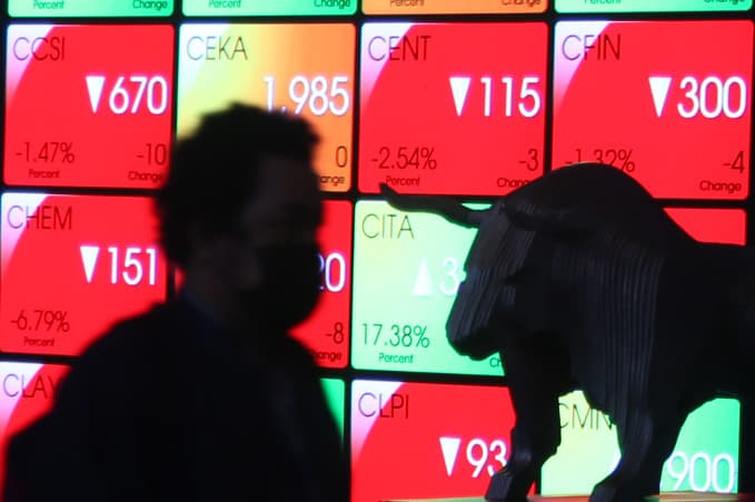 Asing Jualan Rp 111 Triliun, IHSG Butuh Apa untuk Bangkit?