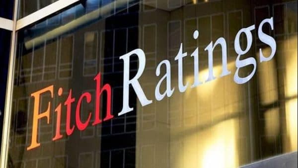 Pasca Pengumuman MSCI, Fitch Soroti Risiko Utang Indonesia dan Tekanan Rupiah