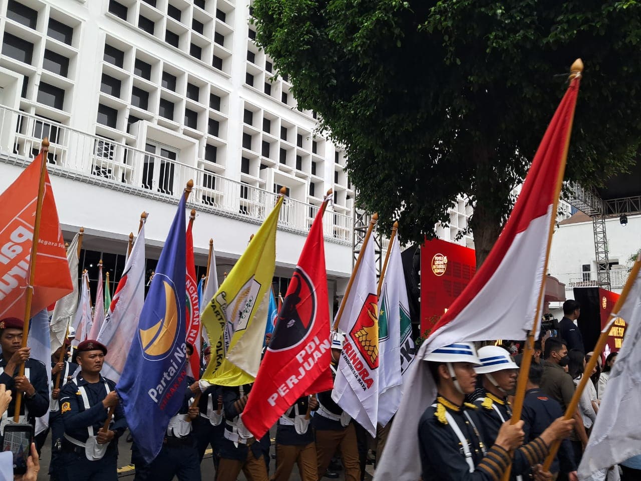 Gerindra Tops Poltracking Survey as 5% Threshold Threatens Parliament's Established Parties