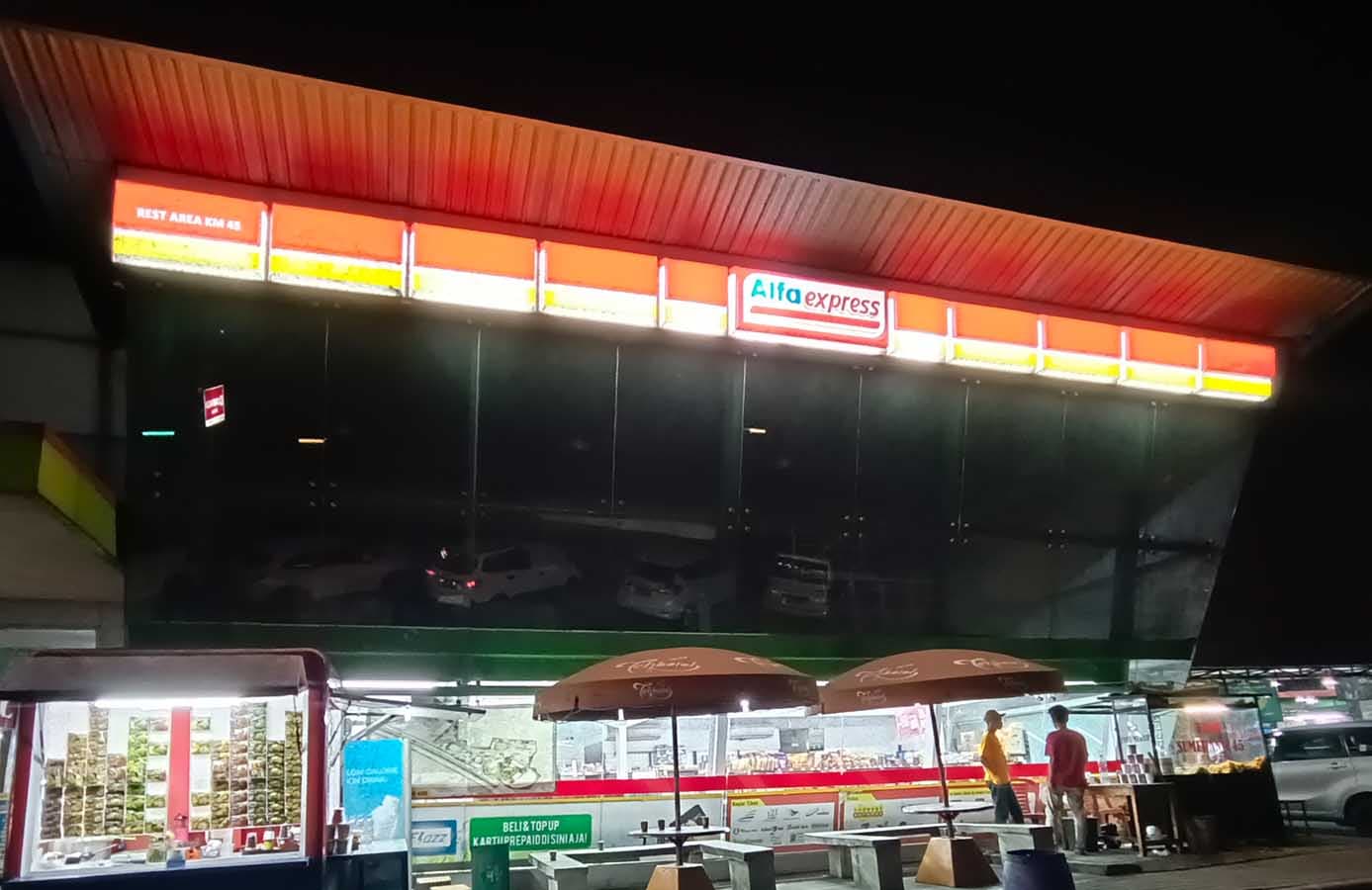 Indomaret dan Alfamart Butuh Empat Dekade untuk Bangun Raksasa Ritel