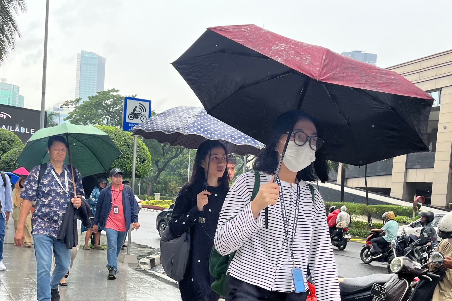 Prakiraan Cuaca BMKG Hari Ini: Jakarta Berpotensi hujan pada Sore hingga Malam