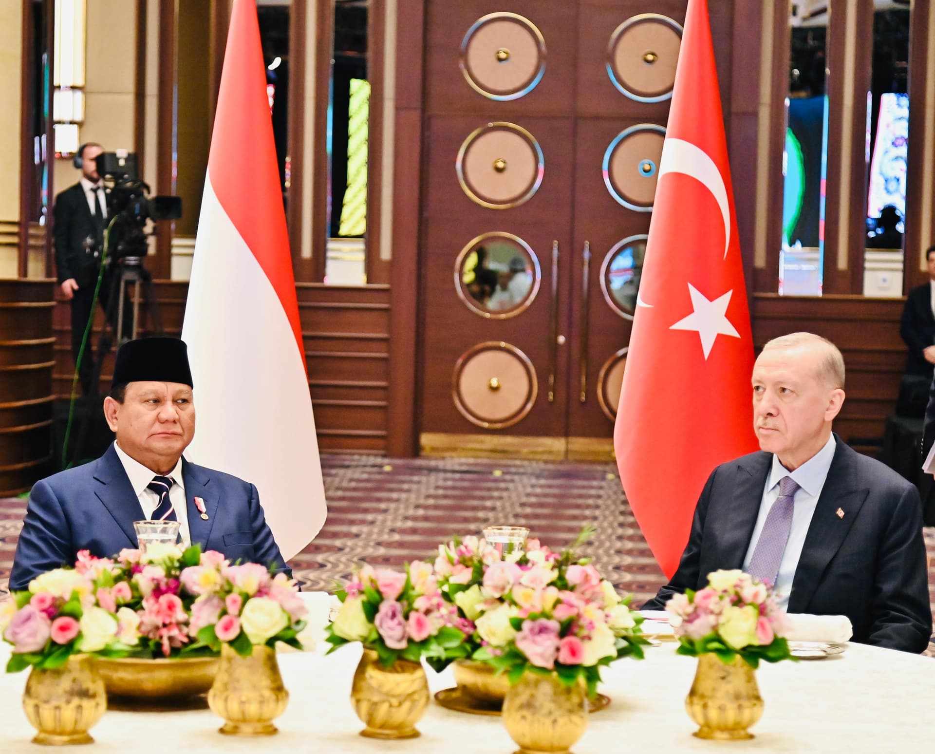 Lewat Sambungan Telepon, Erdogan Undang Prabowo Hadiri KTT COP31